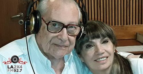 La 2x4 / FM 92.7: PlumasBikinisYTango